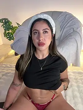 Sarapalmer1 online show from March 8, 10:34 pm