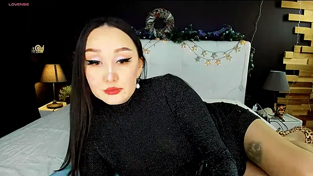 Julianna Jami online show from December 20, 4:36 pm