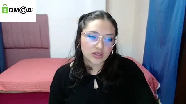 phoenixxxx777 online show from March 24, 3:06 pm