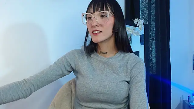 Sakura and yuki online show from February 26, 8:22 pm