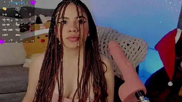 Snapshot of Queen_Deepthroat chatting on December 20, 11:05 pm Queen Deepthroat online show from December 20, 11:05 pm