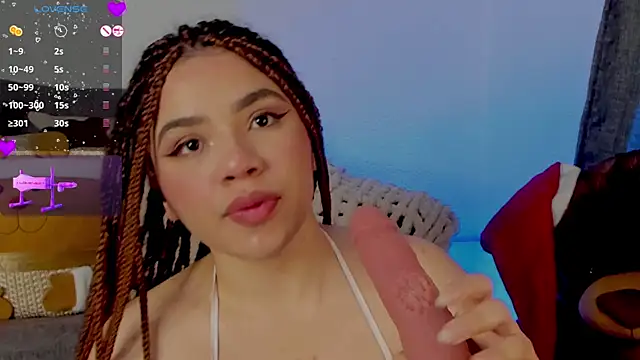 Snapshot of Queen_Deepthroat chatting on December 25, 9:11 pm Queen Deepthroat online show from December 25, 9:11 pm