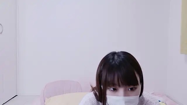 hi---chan- online show from November 30, 5:22 am