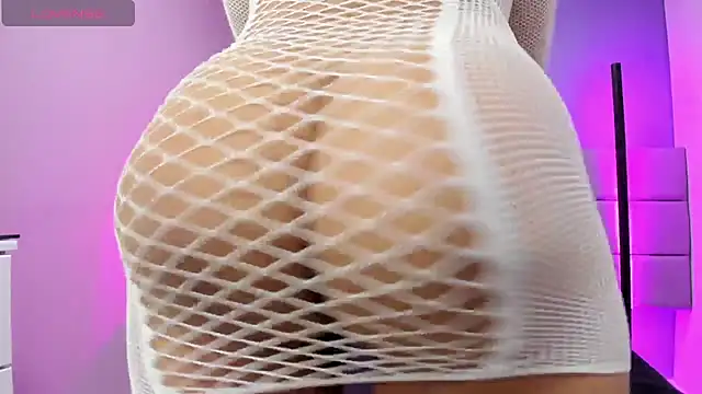 Alicebrooks  online show from December 13, 11:55 am