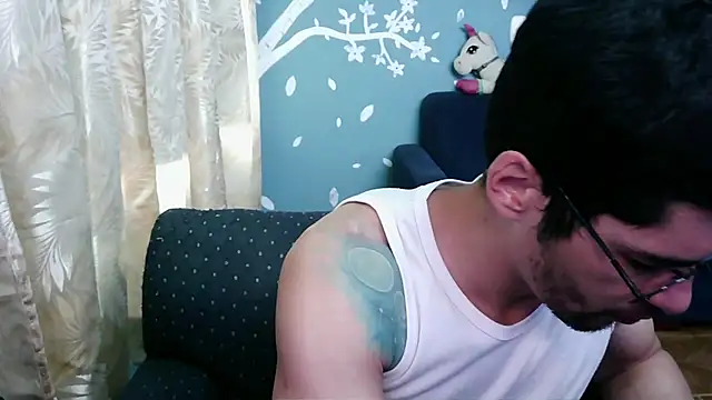 Snapshot of ponzothc chatting on October 19, 9:37 pm ponzothc online show from October 19, 9:37 pm