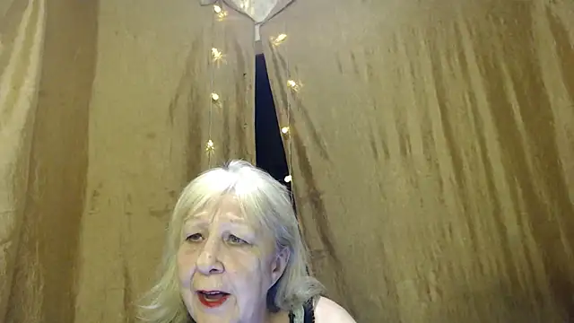Snapshot of _Estelitta_5 chatting on January 25, 6:46 pm Estelitta 5 online show from January 25, 6:46 pm