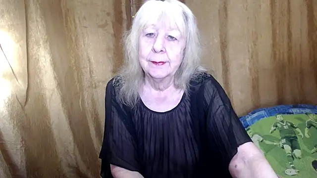Snapshot of _Estelitta_5 chatting on February 7, 6:35 am Estelitta 5 online show from February 7, 6:35 am