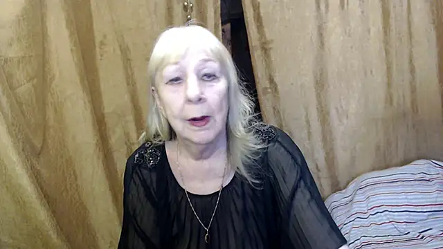 Snapshot of _Estelitta_5 chatting on February 26, 3:19 pm Estelitta 5 online show from February 26, 3:19 pm