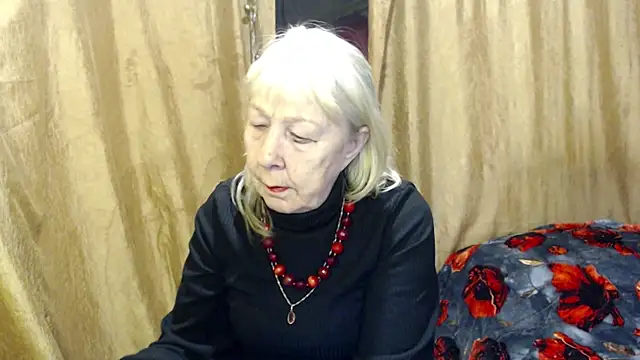 Snapshot of _Estelitta_5 chatting on March 1, 12:45 pm Estelitta 5 online show from March 1, 12:45 pm