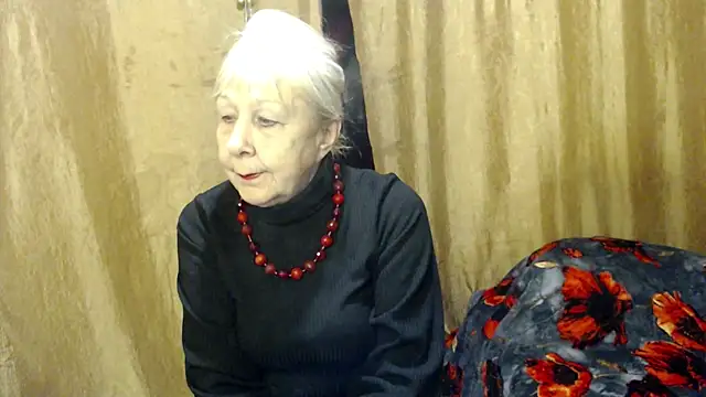 Snapshot of _Estelitta_5 chatting on March 17, 6:00 pm Estelitta 5 online show from March 17, 6:00 pm