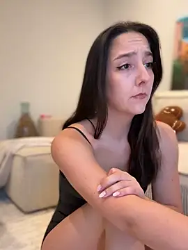 Snapshot of _Juliette chatting on December 5, 4:14 pm Juliette online show from December 5, 4:14 pm