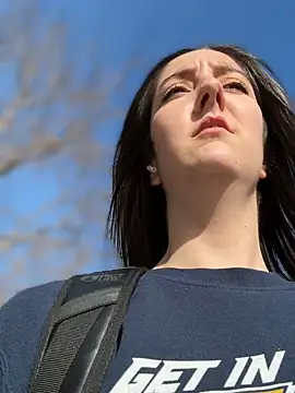 Snapshot of _Juliette chatting on December 18, 12:44 pm Juliette online show from December 18, 12:44 pm