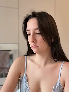  Juliette online show from January 11, 9:58 am