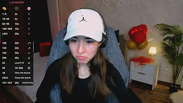 ashleyro1 online show from February 20, 1:11 pm