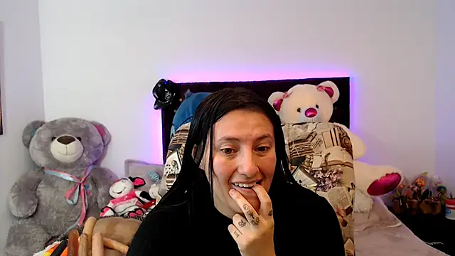 Snapshot of Lorenahot_06 chatting on October 10, 5:34 pm Lorenahot 06 online show from October 10, 5:34 pm