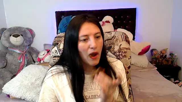 Lorenahot 06 online show from March 2, 7:10 pm