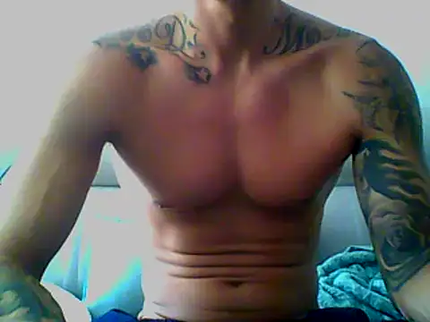 Snapshot of Skater29xx2 chatting on December 3, 7:11 pm Skater29xx2 online show from December 3, 7:11 pm