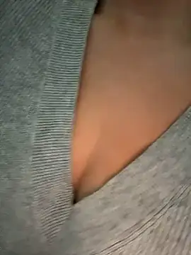 Snapshot of ChristyAdair chatting on March 19, 4:33 pm ChristyAdair online show from March 19, 4:33 pm