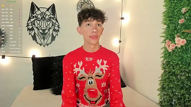 Snapshot of Tomy_Rox chatting on January 12, 7:31 pm Tomy Rox online show from January 12, 7:31 pm