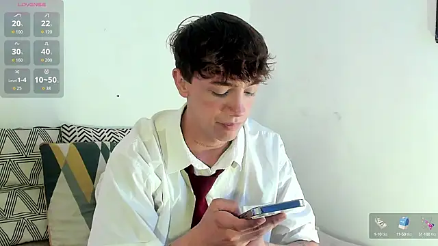 Tomy Rox online show from October 15, 3:50 am