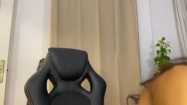 TheWildMiu online show from December 27, 10:16 pm