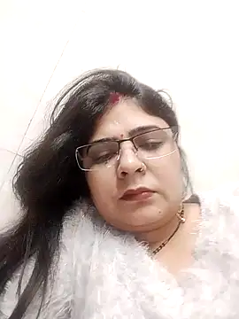 Husnpari20 online show from January 17, 11:38 am