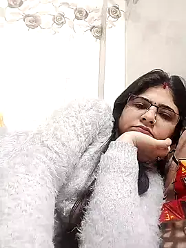 Husnpari20 online show from January 28, 9:30 am
