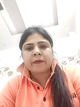 Husnpari20 online show from February 3, 2:24 pm