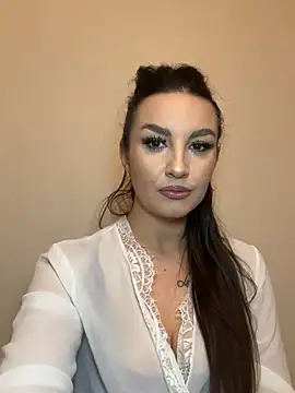 SecretSienna online show from March 8, 2:04 am