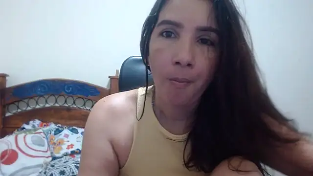 Ainhoa-hot online show from June 13, 6:00 am