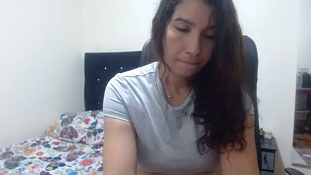Ainhoa-hot online show from July 3, 4:19 am