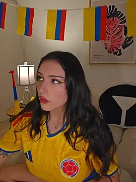 freya bella  online show from June 19, 6:18 am
