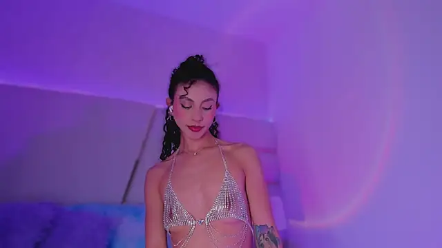 MiissCharlotte online show from November 6, 2:23 am