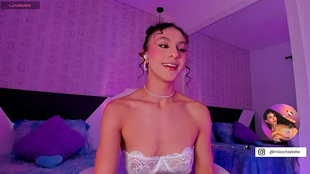 MiissCharlotte online show from November 28, 12:13 am