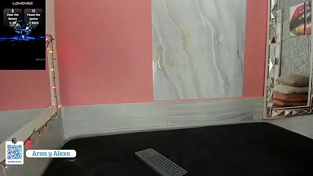 Snapshot of aron_alexa chatting on December 28, 1:17 pm aron alexa online show from December 28, 1:17 pm