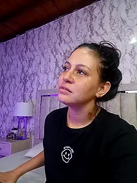 Snapshot of Arii_Vga chatting on March 18, 11:09 pm Arii Vga online show from March 18, 11:09 pm