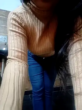 Snapshot of Anamika_24 chatting on December 11, 3:35 am Anamika 24 online show from December 11, 3:35 am