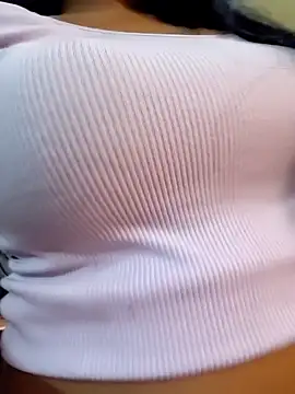 Snapshot of Anamika_24 chatting on February 2, 10:35 am Anamika 24 online show from February 2, 10:35 am