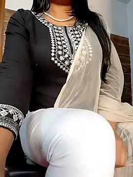 Snapshot of Anamika_24 chatting on February 10, 5:58 am Anamika 24 online show from February 10, 5:58 am