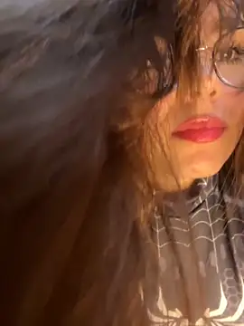 Snapshot of Juanelopez1 chatting on September 27, 3:22 am Juanelopez1 online show from September 27, 3:22 am