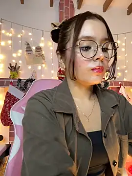 Snapshot of Juanelopez1 chatting on December 3, 3:36 am Juanelopez1 online show from December 3, 3:36 am