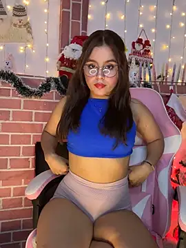 Snapshot of Juanelopez1 chatting on December 4, 3:38 am Juanelopez1 online show from December 4, 3:38 am