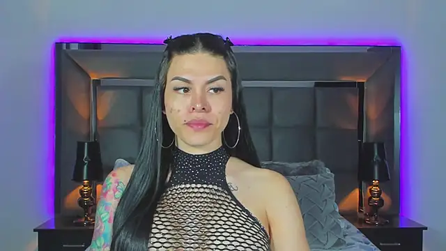 Emmilysantibanez online show from January 4, 12:05 pm