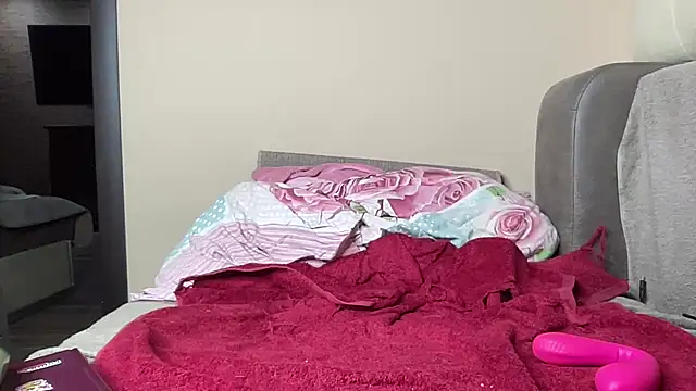 Daddysgirl 777 online show from November 16, 8:03 pm