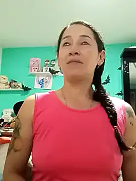 emilypoppy3 online show from March 14, 1:24 pm