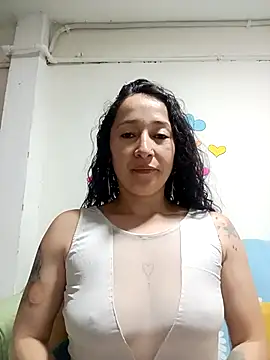 emilypoppy3 online show from October 27, 2:21 pm