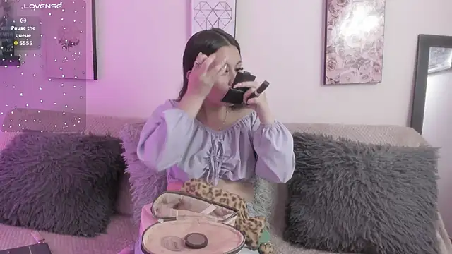 Murieel 69 online show from October 7, 7:22 pm