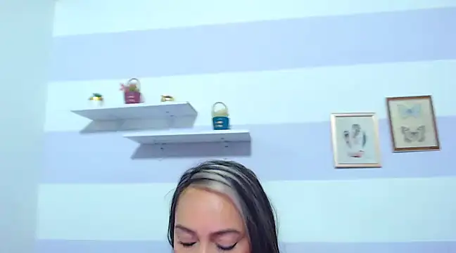kimberlyvega online show from January 11, 6:01 pm
