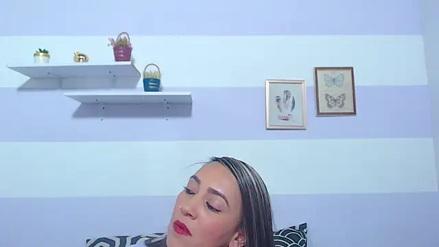 kimberlyvega online show from March 12, 6:11 pm
