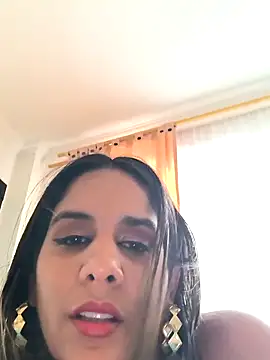 Snapshot of DeboraEvans chatting on April 17, 7:39 pm DeboraEvans online show from April 17, 7:39 pm